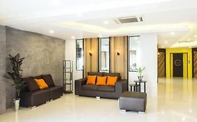 โรงแรม เดอะ เซอร์เคิล (SHA Extra Plus)